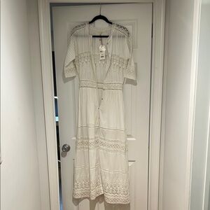 Elegant White Lace Dress